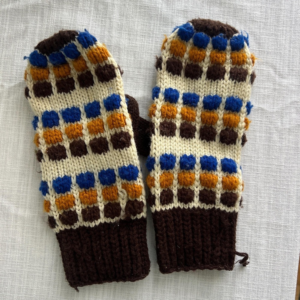 Vintage Avon Knit Mittens Colorblock Winter Gloves Womens Teens - Picture 3 of 4